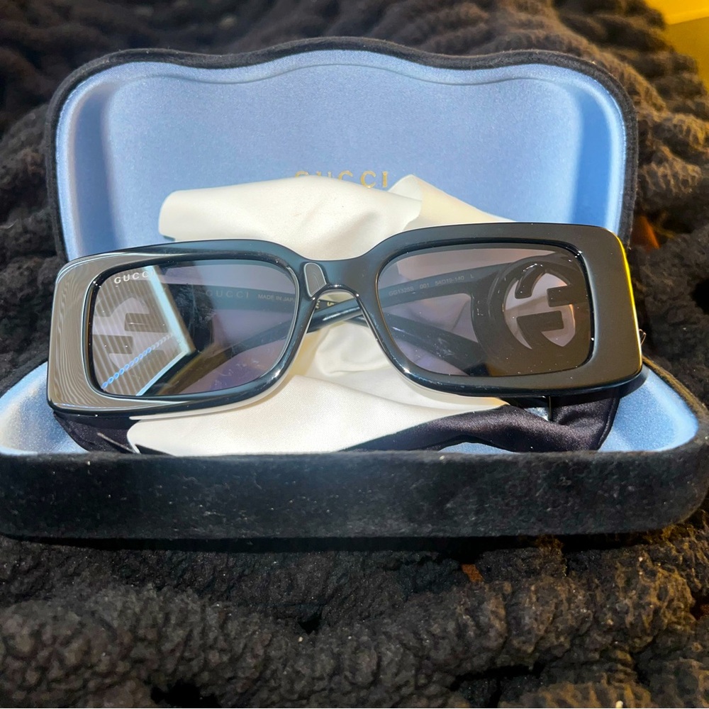 Brand new Gucci sunglasses Authentic